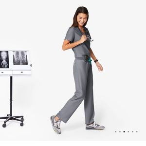 Figs set in Graphite